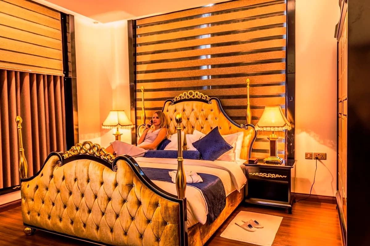 Golden Tulip Headington Ruwi 5