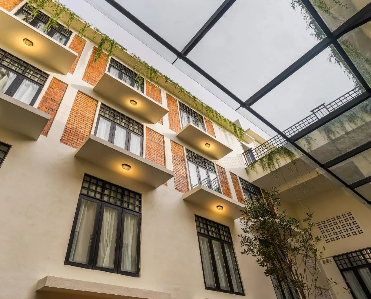 Treasures Hotel and Suites 5