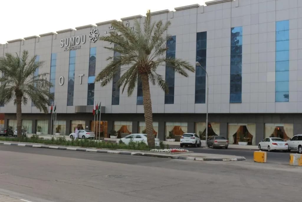 Naviti Warwick Al Khobar