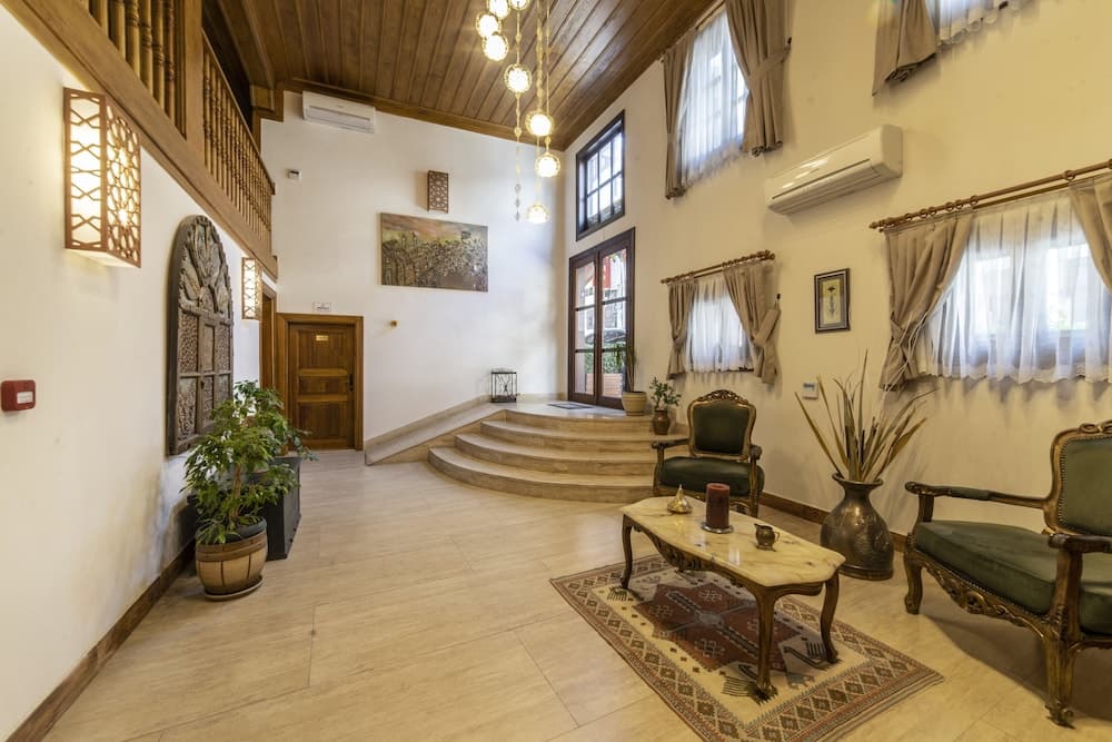 Armistis Hotel 4