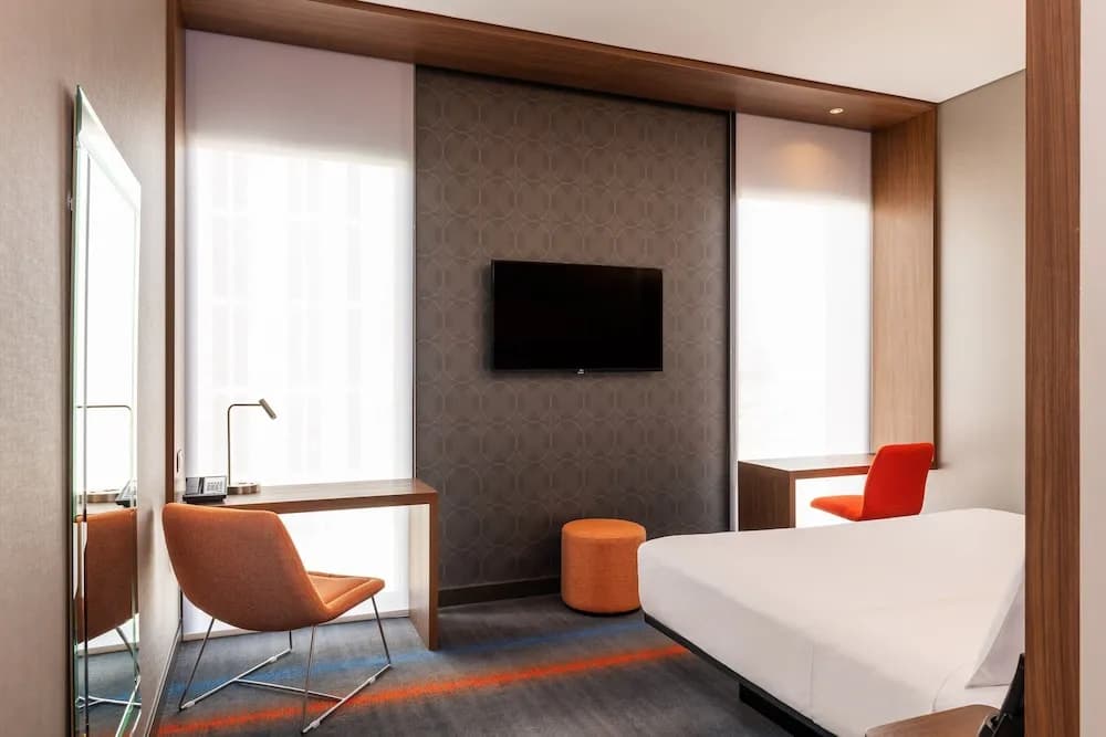 Aloft Me'aisam, Dubai 4