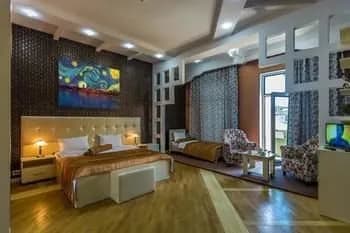 Vania Hotel 4