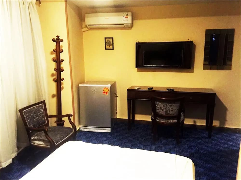 3 Pyramids View Inn 2