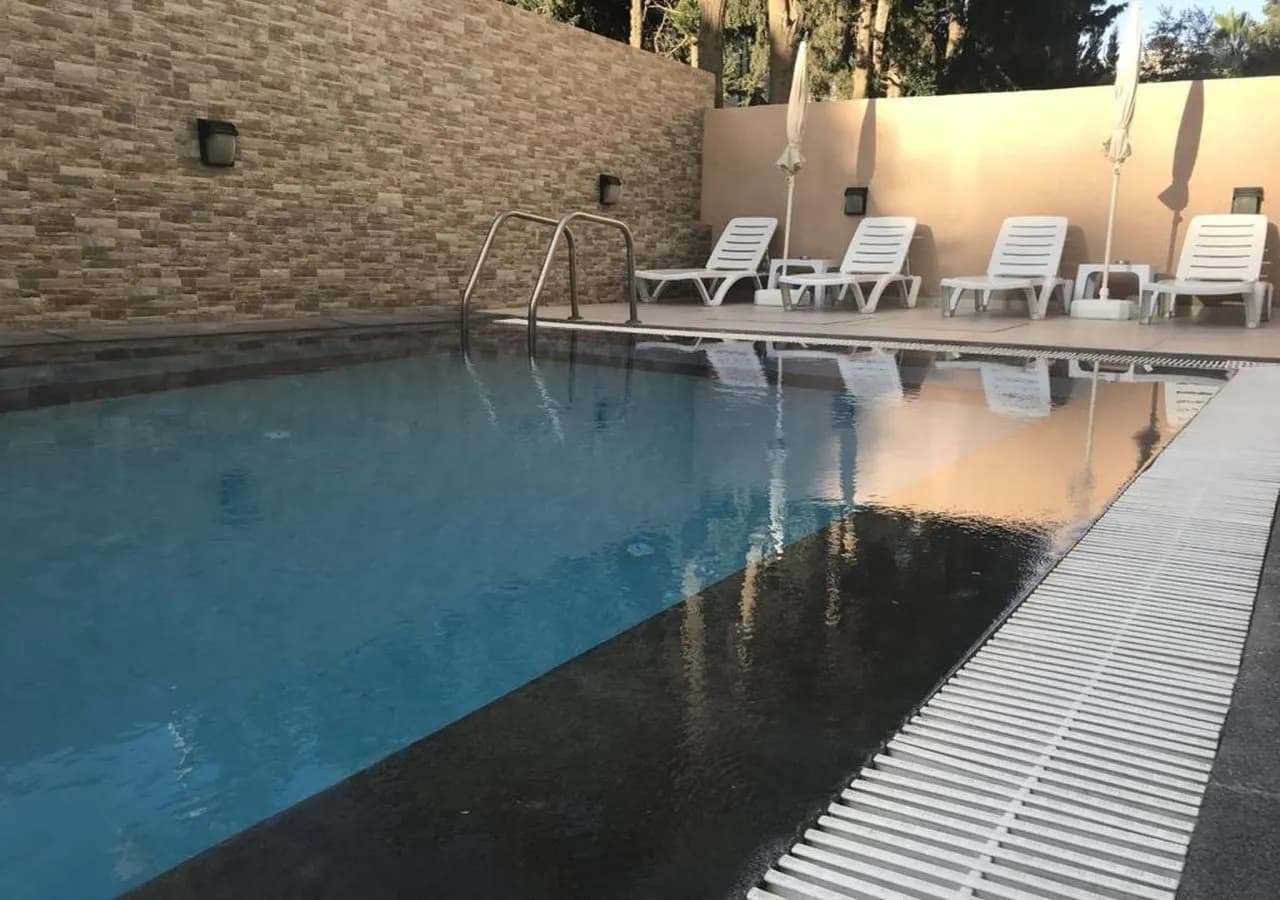 Almond Hotel Apartments 4