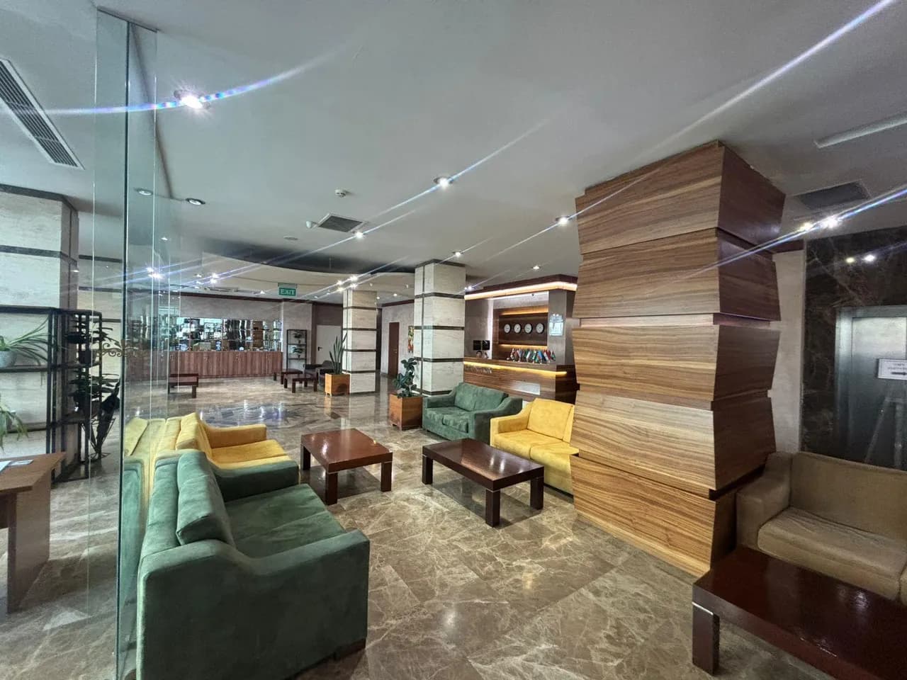 Avenue Hotel Baku 4