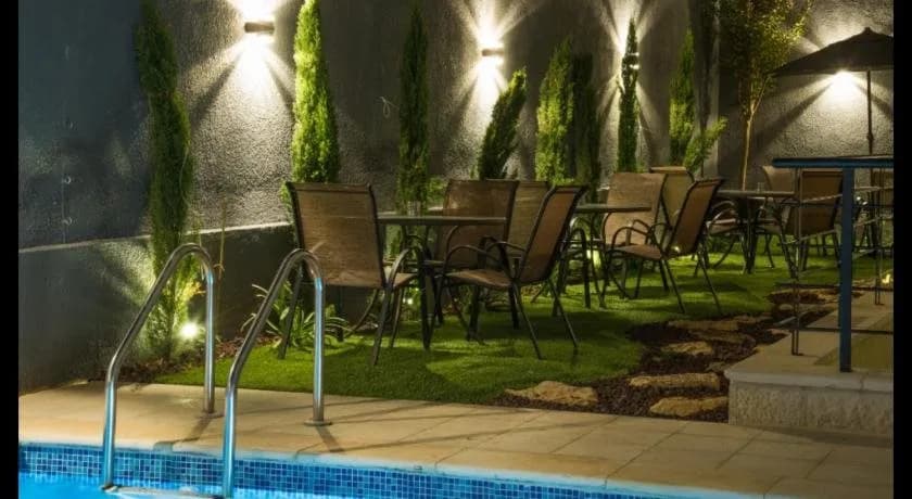 Shams Al Weibdeh Hotel Apartment 4