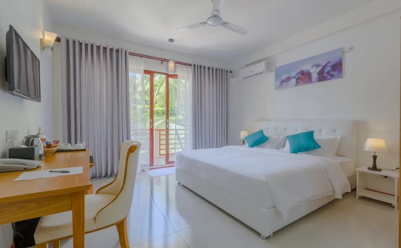 White Sand Dhigurah 4