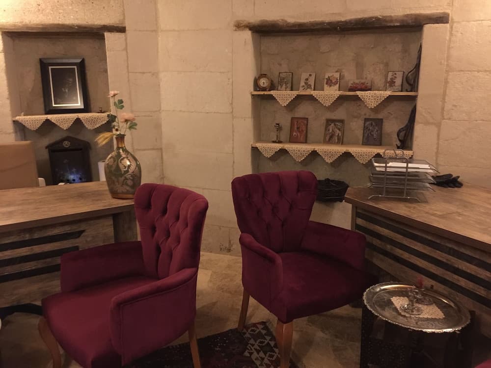 Mosaic Cave Hotel 2