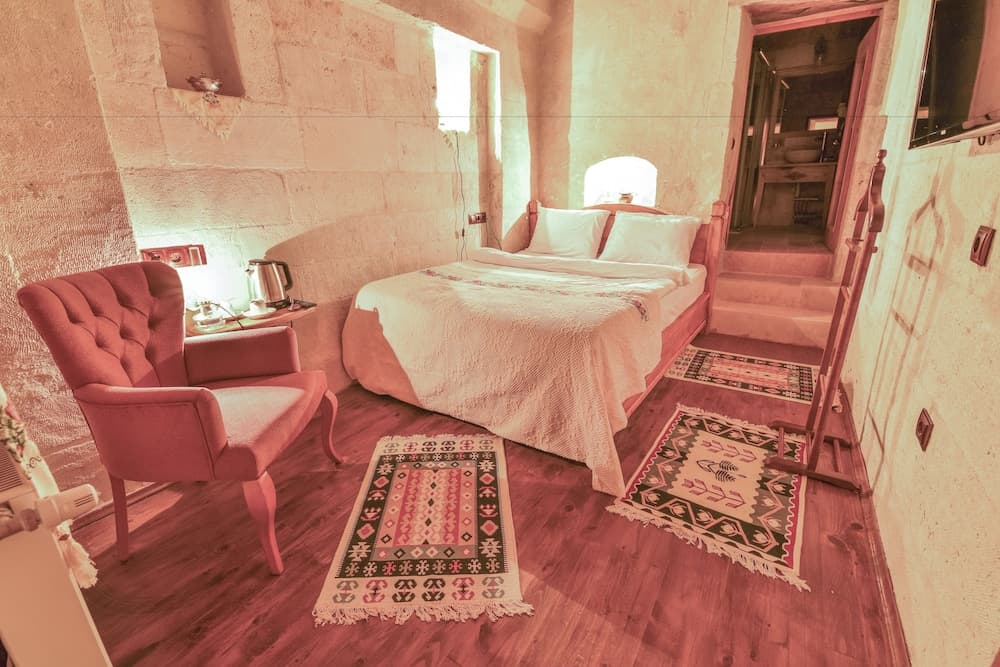 Mosaic Cave Hotel 5