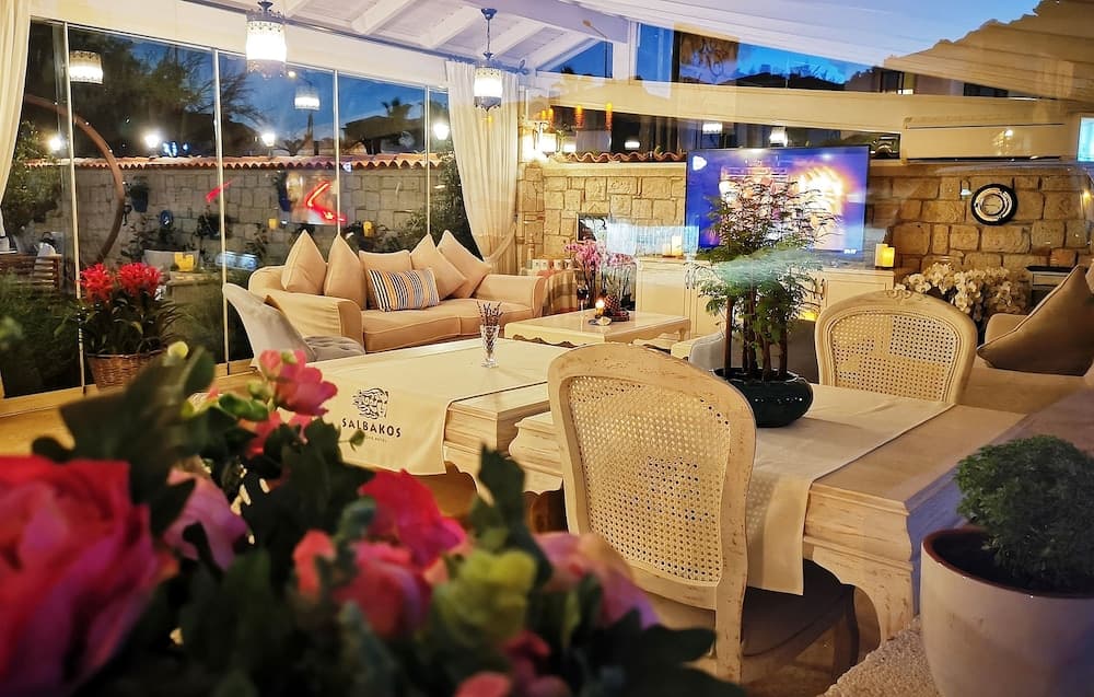 Salbakos Herakleia Boutique Hotel 2