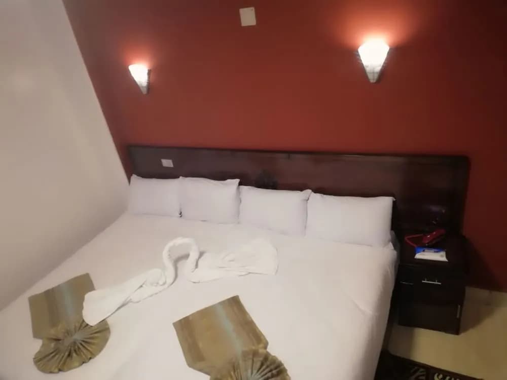 Cairo Hotel 5