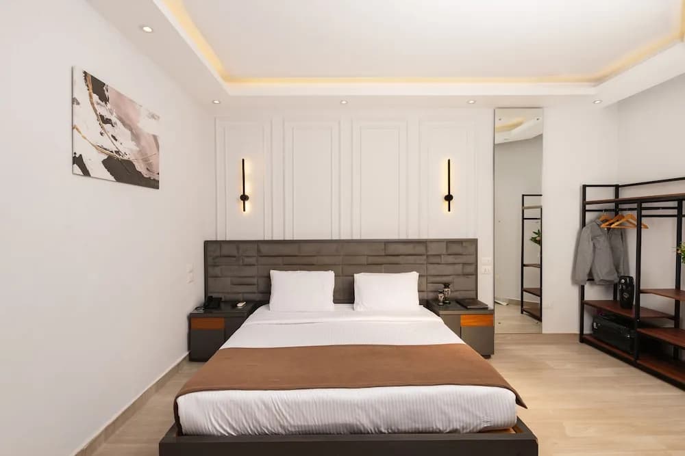 Capital Hotel 4