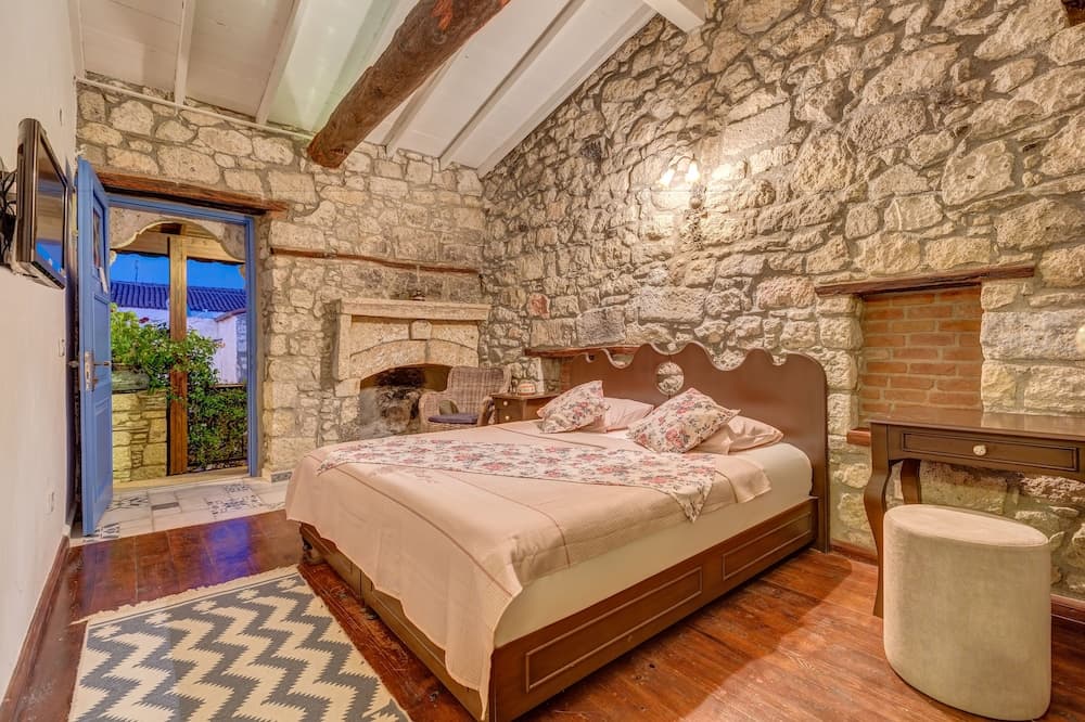 Alacati Eski Ev Hotel 2