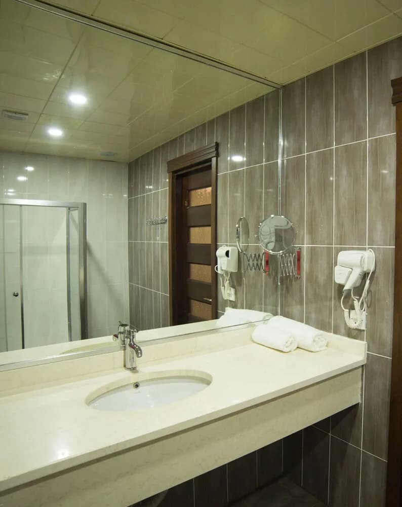 New City Hotel