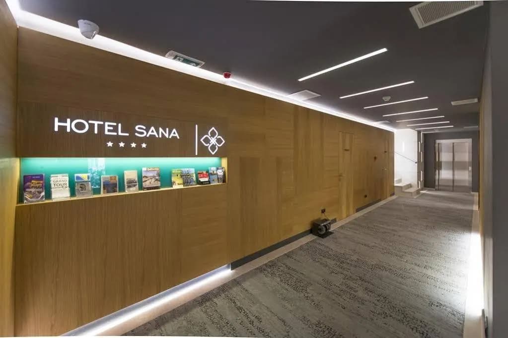 Hotel Sana 5