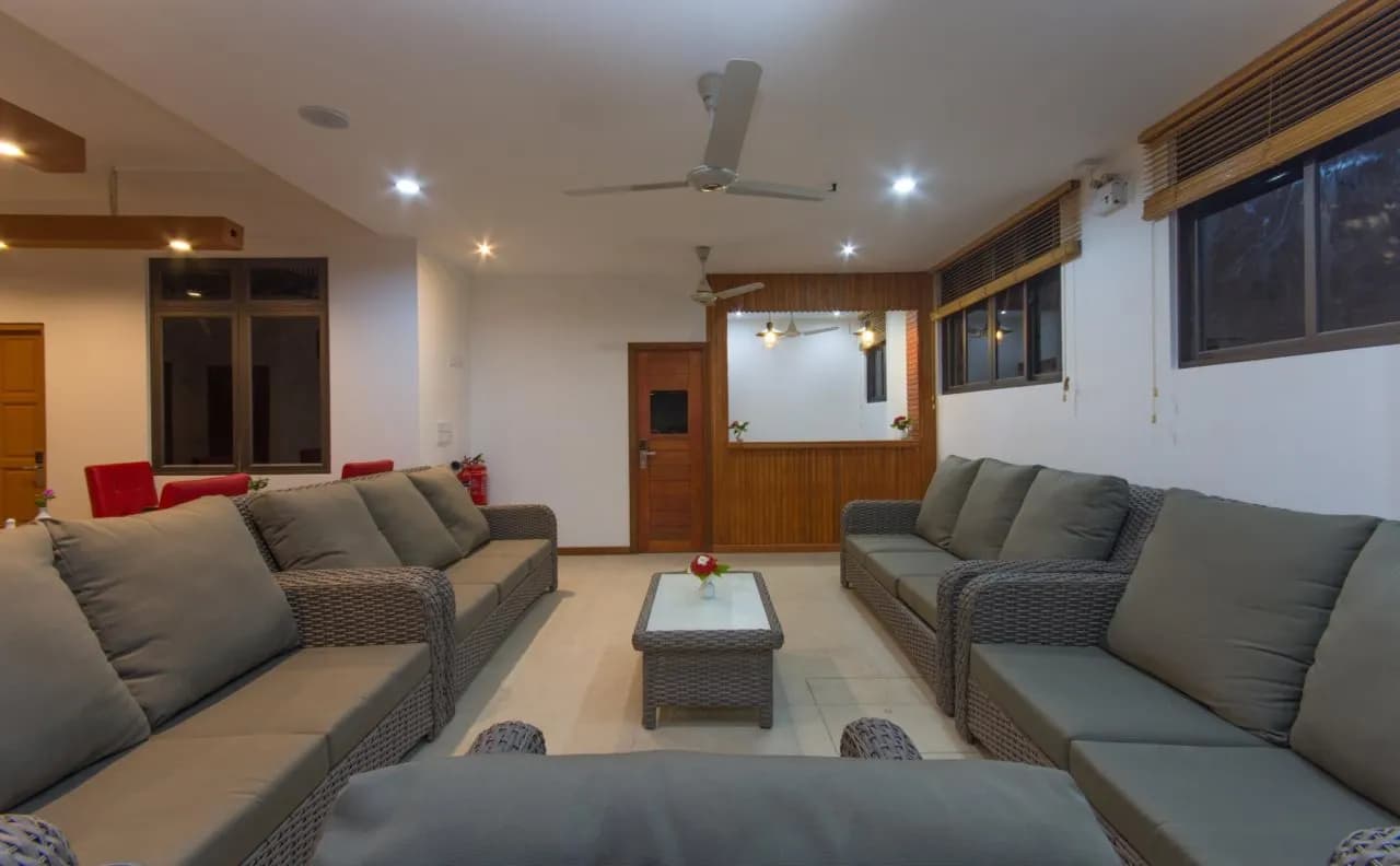 Paguro Beach Inn 3