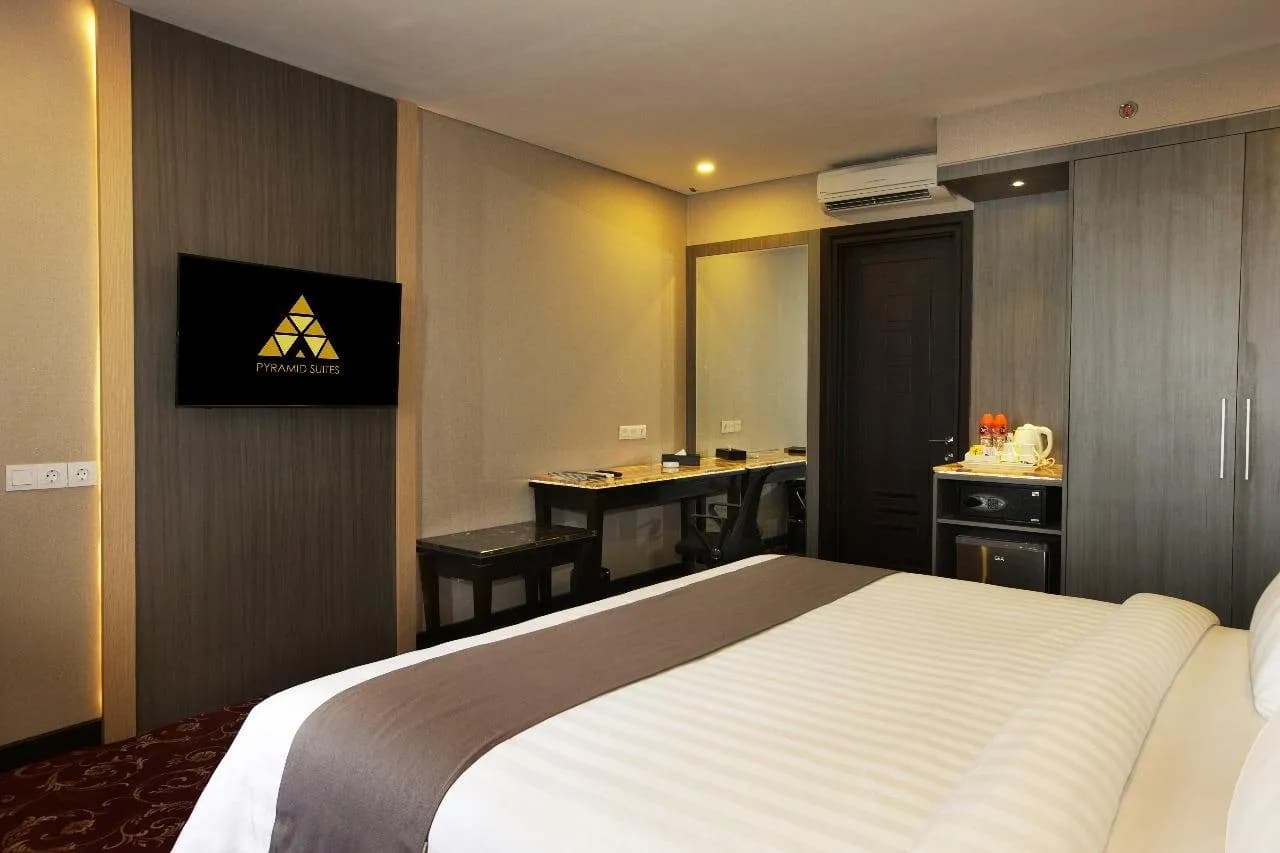 Pyramid Suites 2