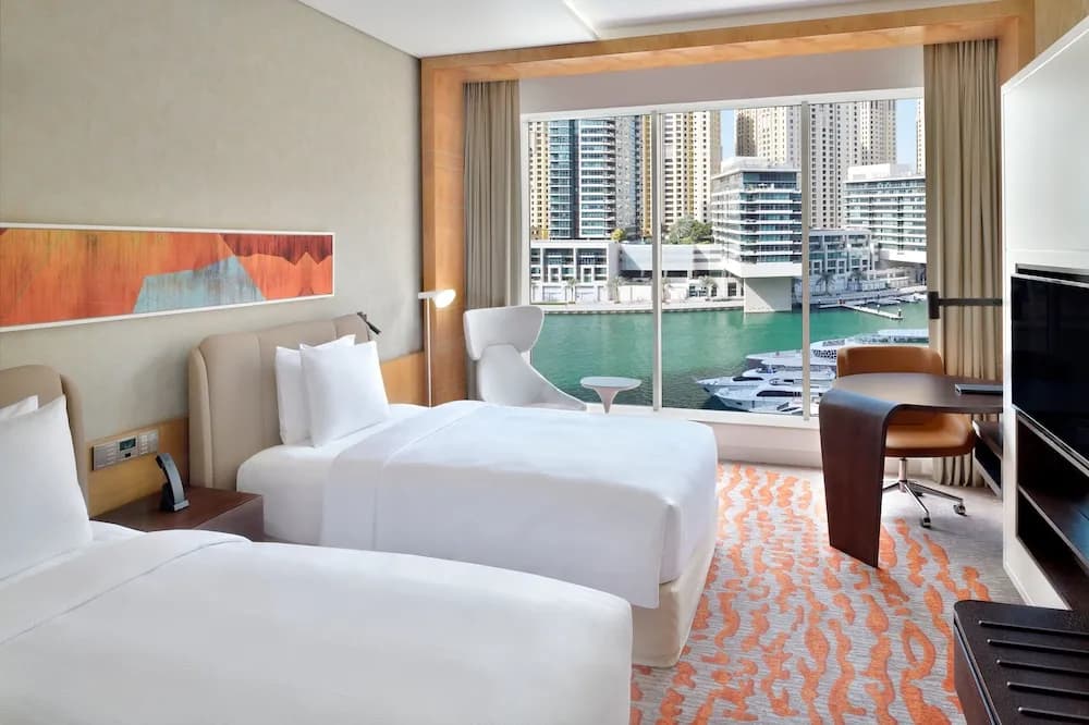 Crowne Plaza Dubai Marina 5