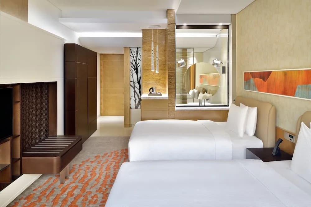 Crowne Plaza Dubai Marina 3