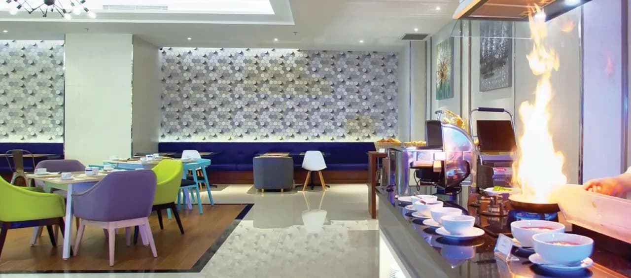 Golden Tulip Essential Makassar 5