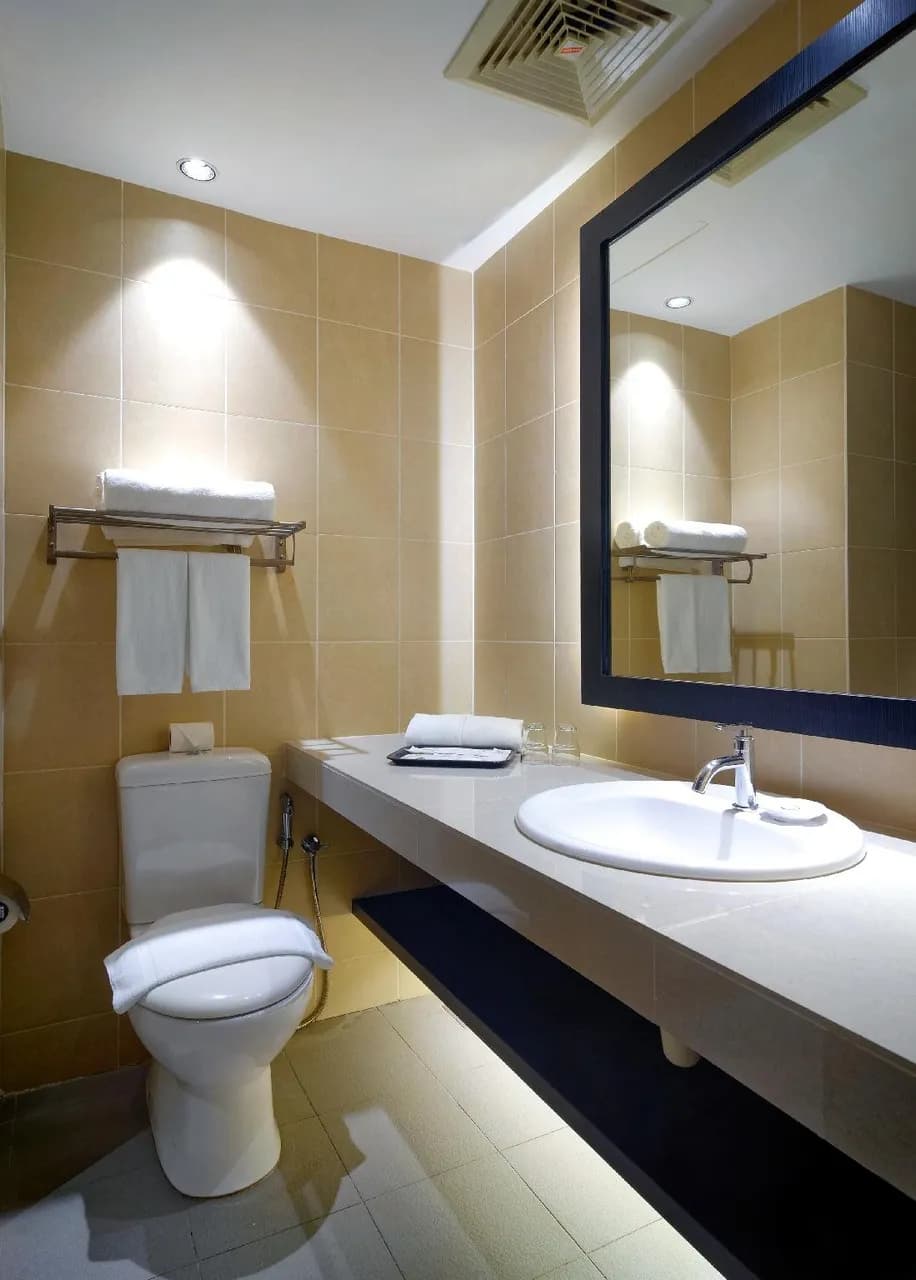 Bespoke Hotel 5