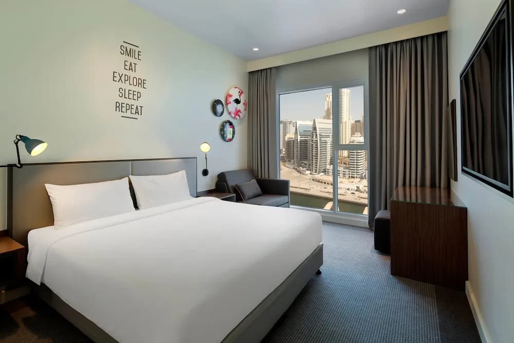 Rove Dubai Marina 3
