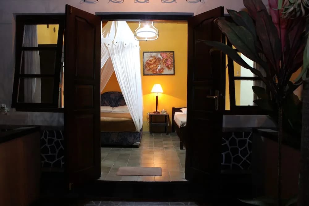 Guru Ratna Homestay 2