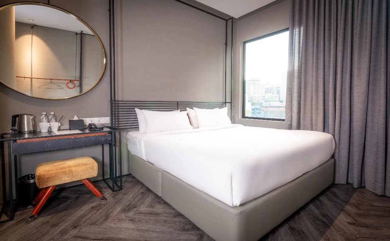 MOV Hotel 2