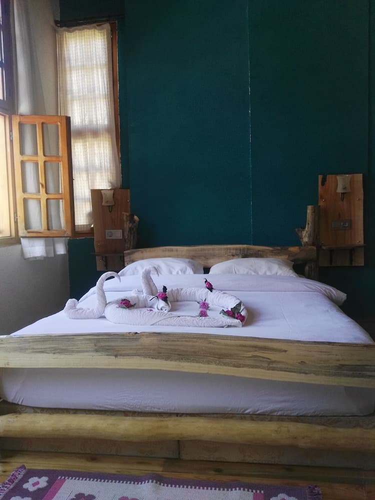 Otel Wood House 3