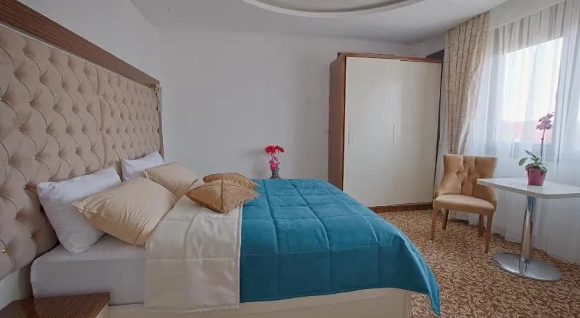 New Hotel 5
