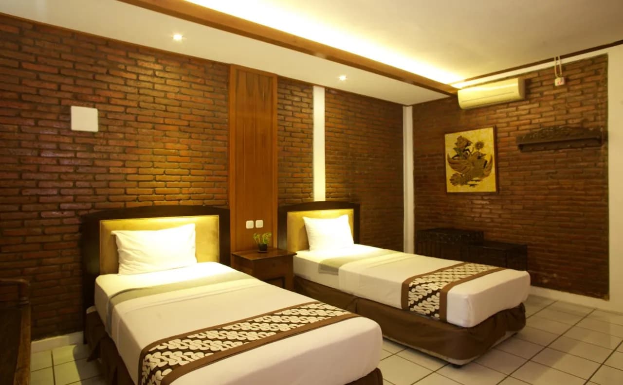Paku Mas Hotel 2