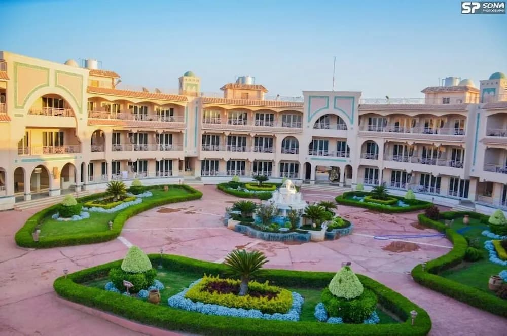 Fayoum Hotel Armed Forces 4