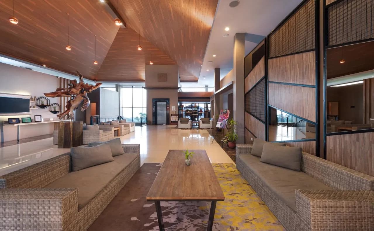 Nava Hotel Tawangmangu 4