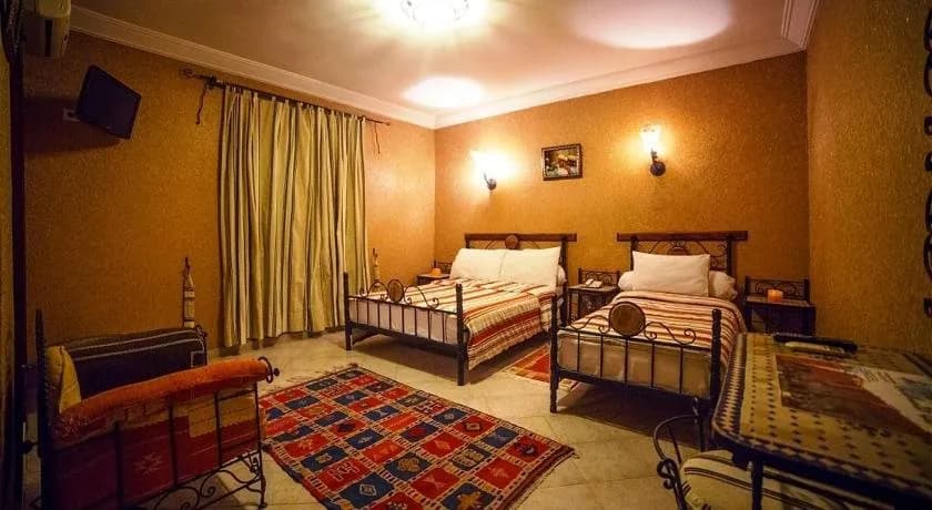 Hotel Salama 2