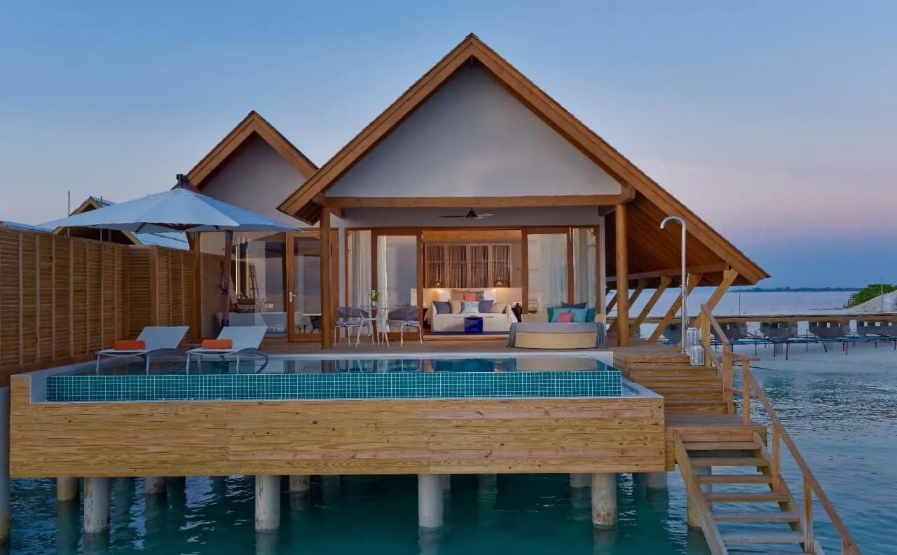Emerald Faarufushi Resort & Spa 4