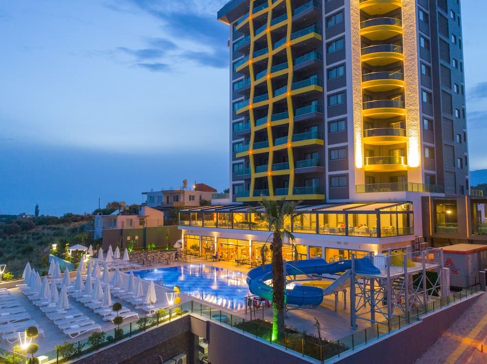 Campus Hill Hotel