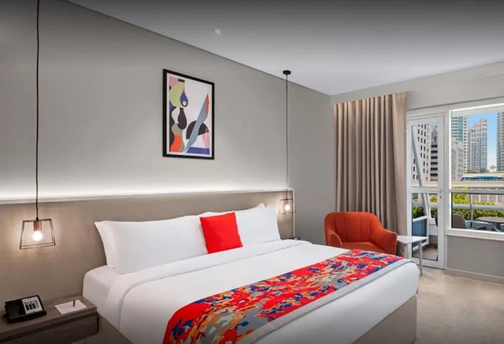 LEVA Hotel Mazaya Centre 4