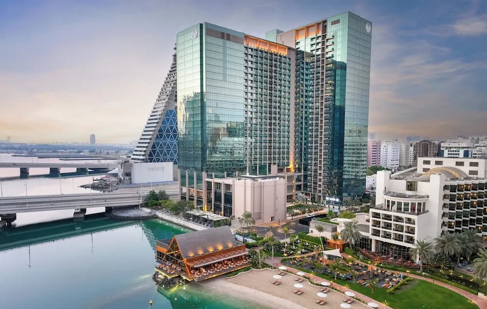 Beach Rotana - Residences