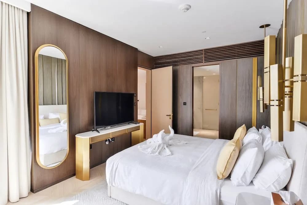 FIVE Palm Jumeirah Residences by Maison Privee 3