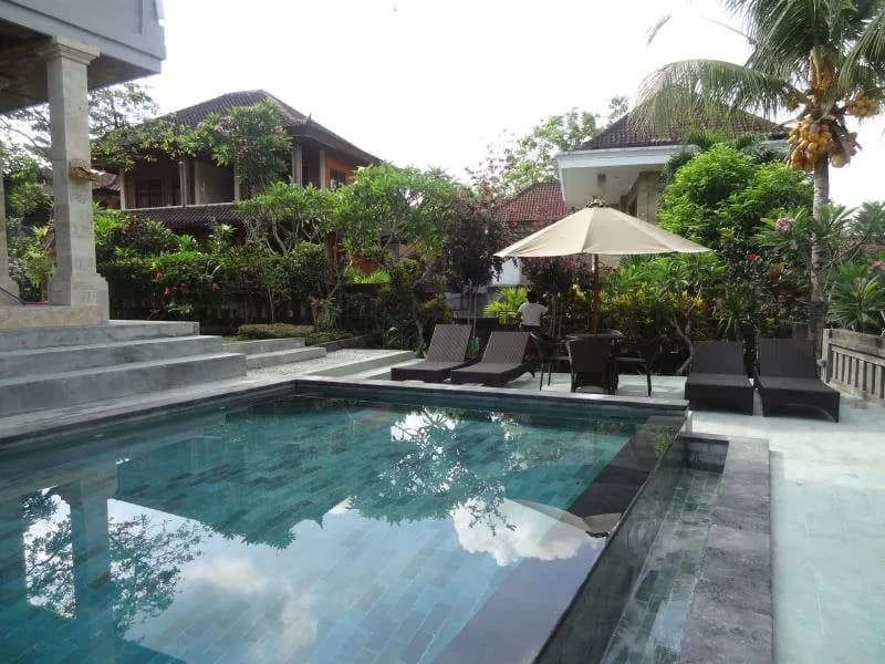 Kartika Bungalow's 5