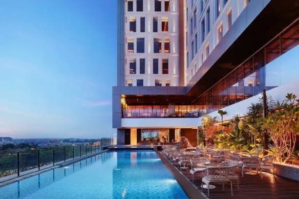 Mövenpick Surabaya City 5