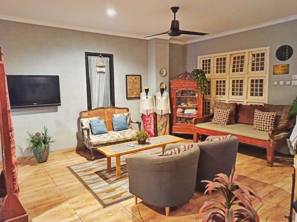 Manggolo Homestay Syariah 5
