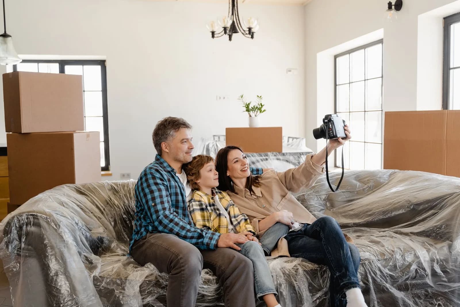 Airbnb'de Fotoğraf Çekimi: Profesyonel vs Telefon Fotoğrafı Karşılaştırması