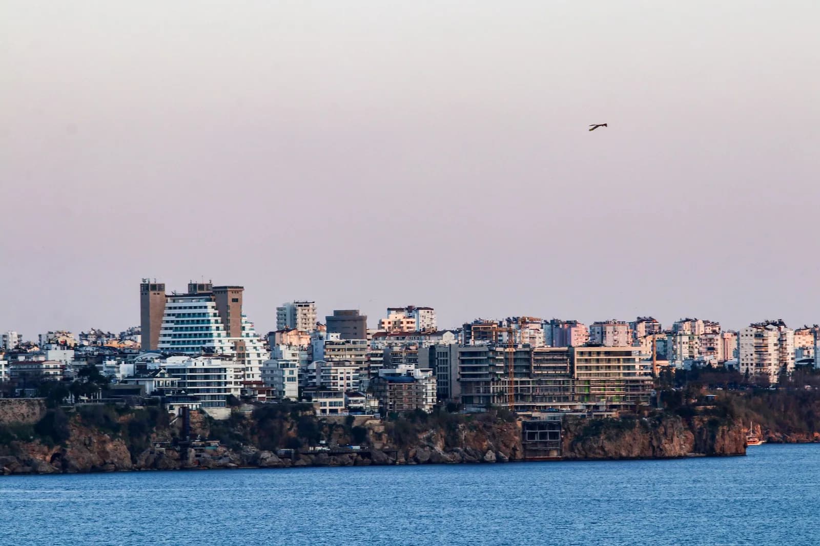 Antalya'da Daire Yatırımı Amortisman Süreleri: İlçe İlçe Karşılaştırma 2026
