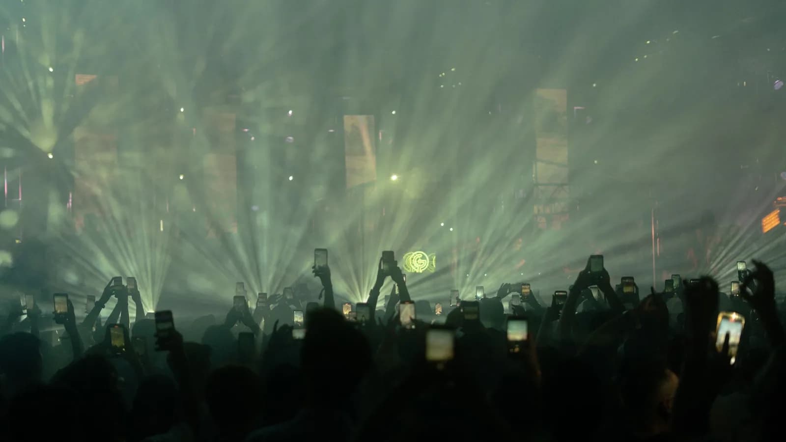 İstanbul Mayıs 2026 Etkinlik Takvimi: Konser, Tiyatro ve Festival Listesi