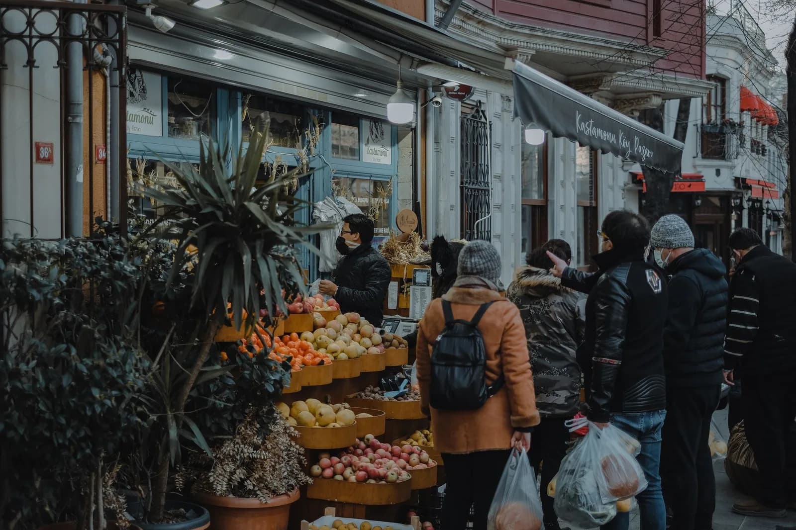 İstanbul'da Aylık Yaşam Giderleri 2026: Kira, Market ve Ulaşım Maliyetleri